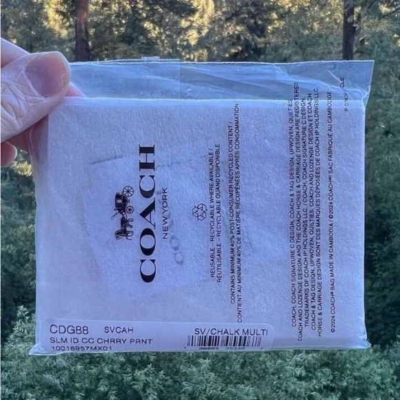 COACH Slim Id Card Case With Cherry Print CDG88 NWT AUTHENTIC - Picture 9 of 9